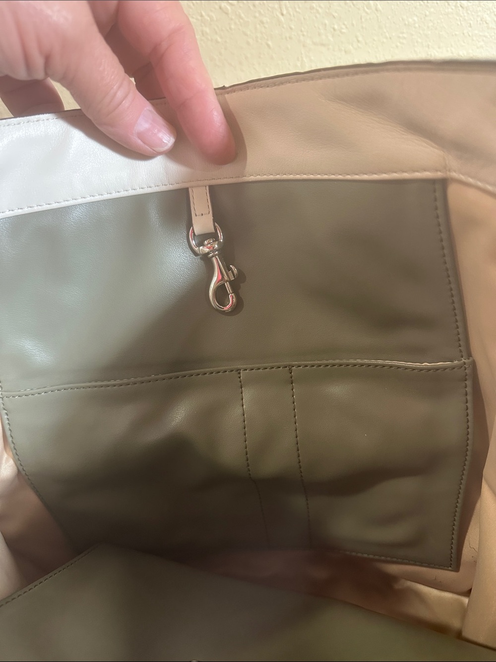 Coach tote - Picture 8 of 11